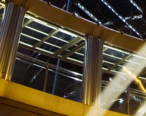 Práticas de leitura no infográfico eletrônico: trajetos, tropeços e movimentos